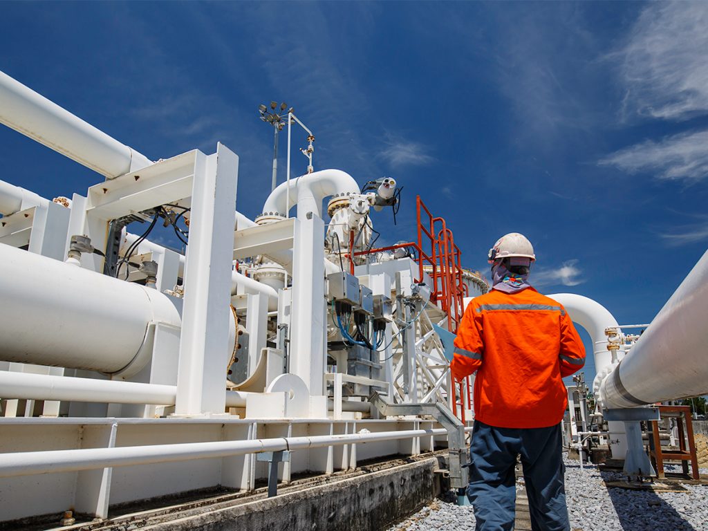 Gas Refineries Erection Commissioning in Oman